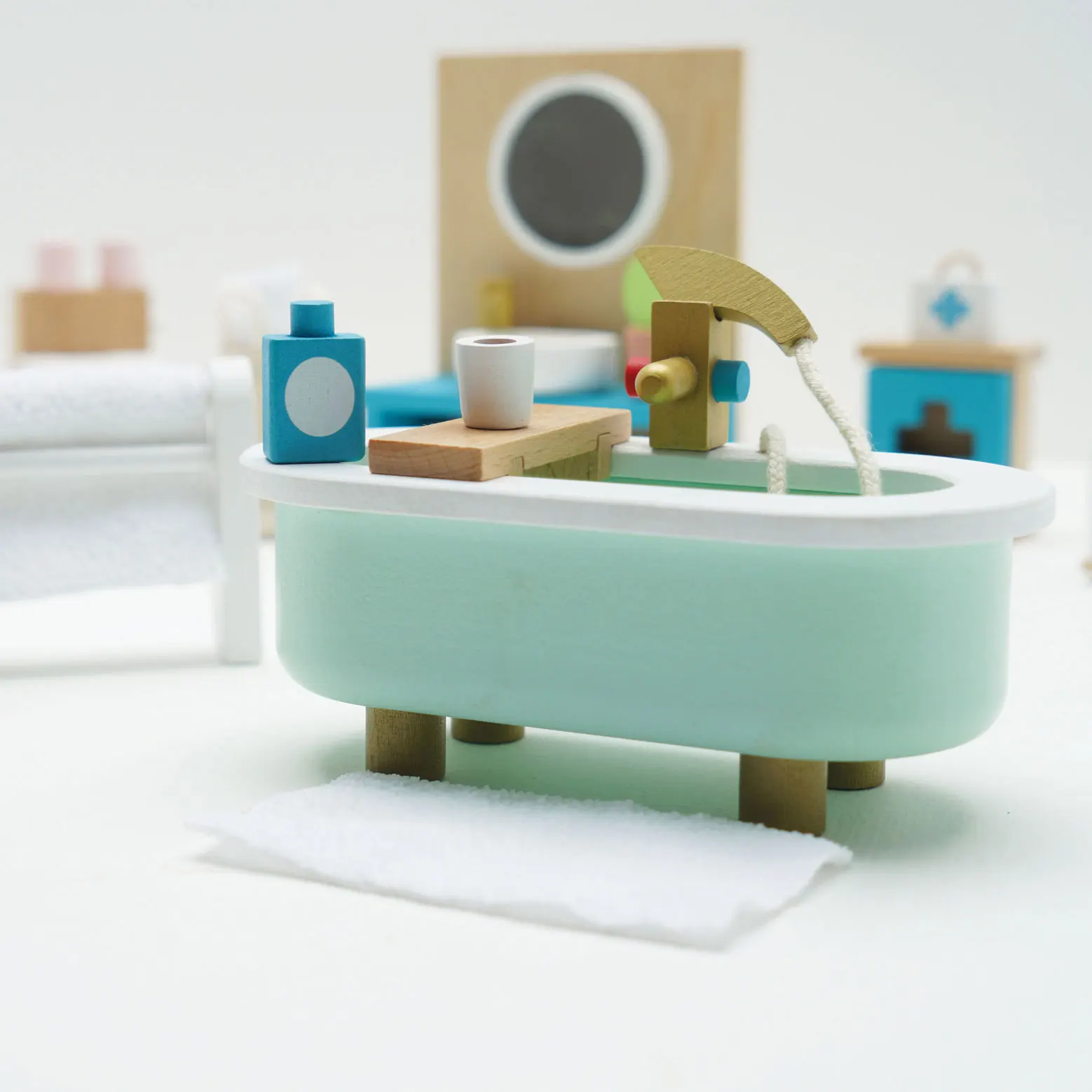 Daisylane Badezimmer / Bathroom  (New Look)-Le Toy Van (LTV)