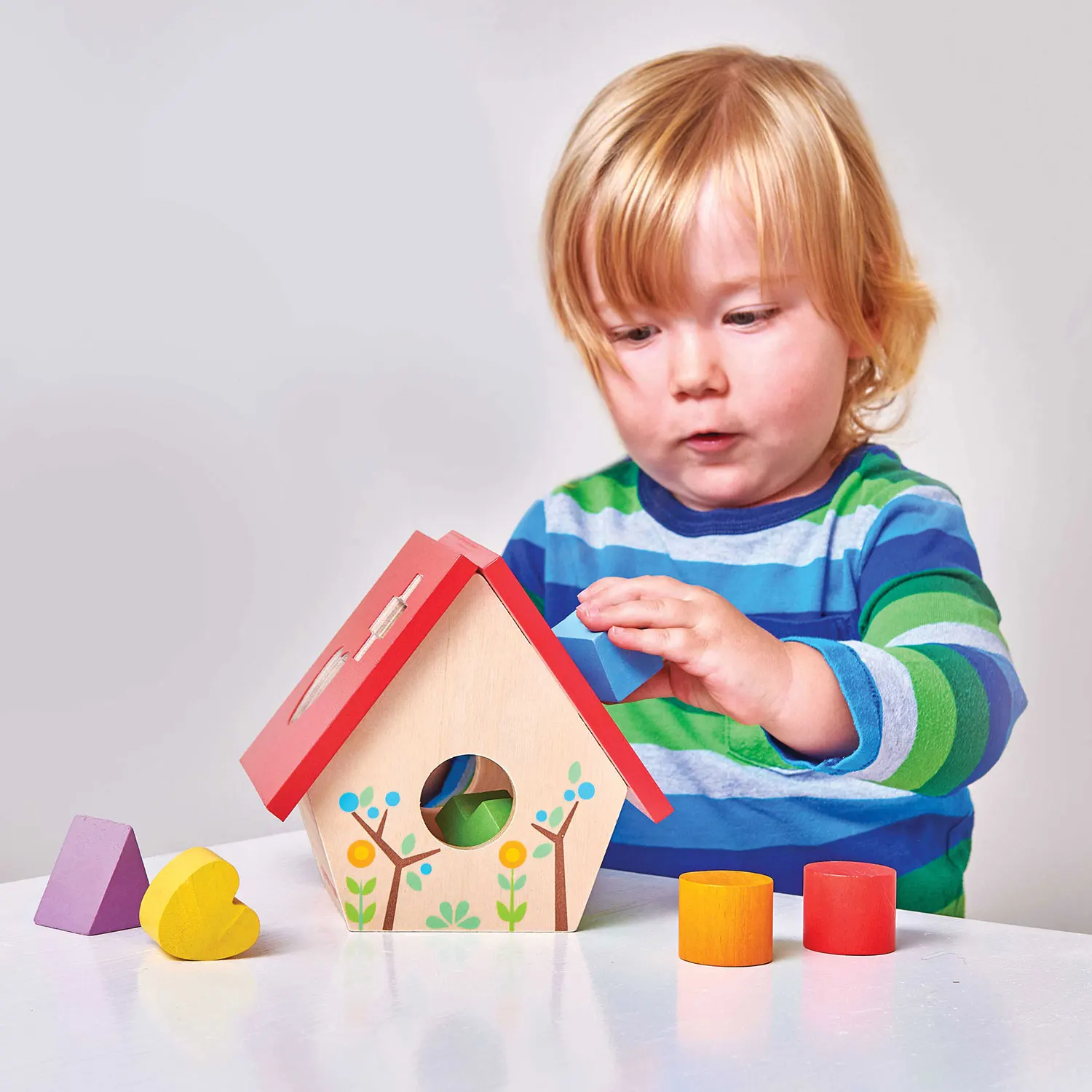 Mein kleines Vogelhaus - Formen Sortierspiel / Woodland Bird House Shape Sorter-Le Toy Van (LTV)