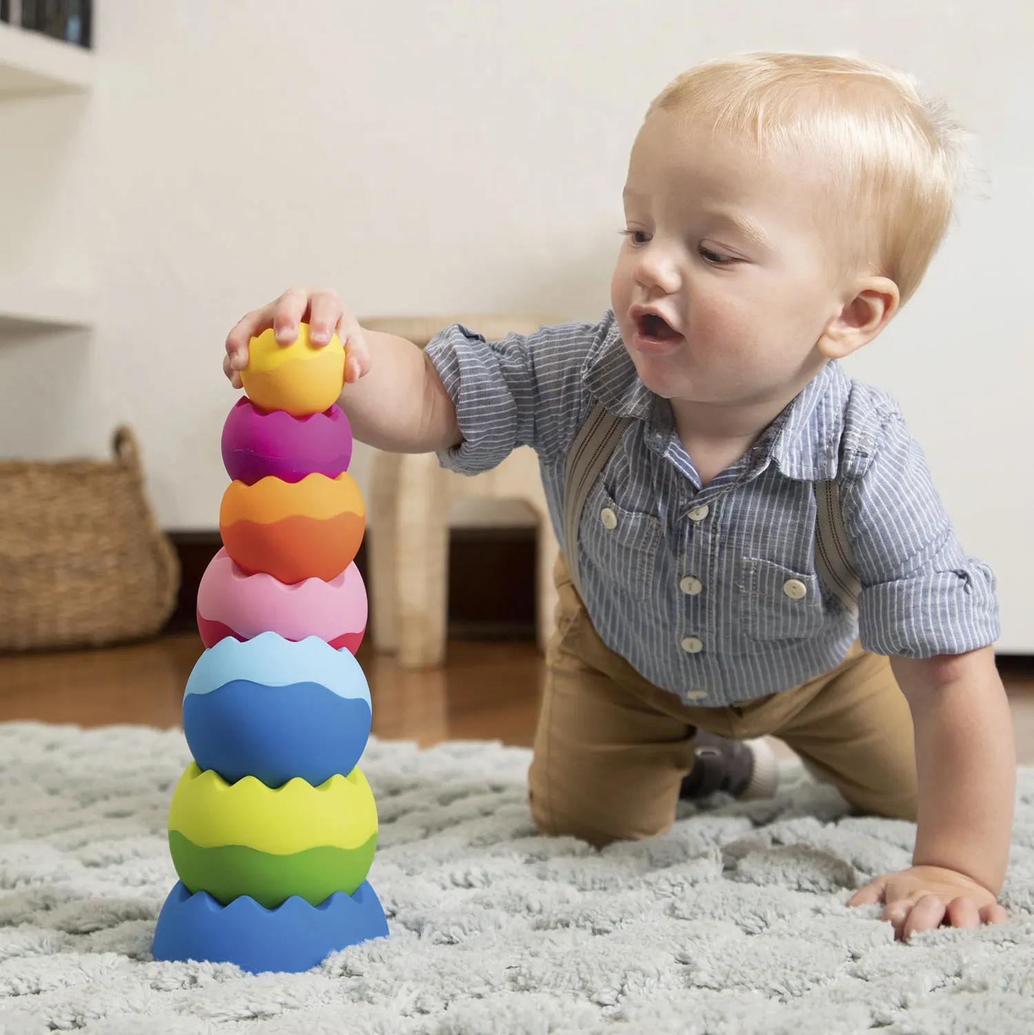 Tobbles Neo - Bau den Wackelturm-TOMY