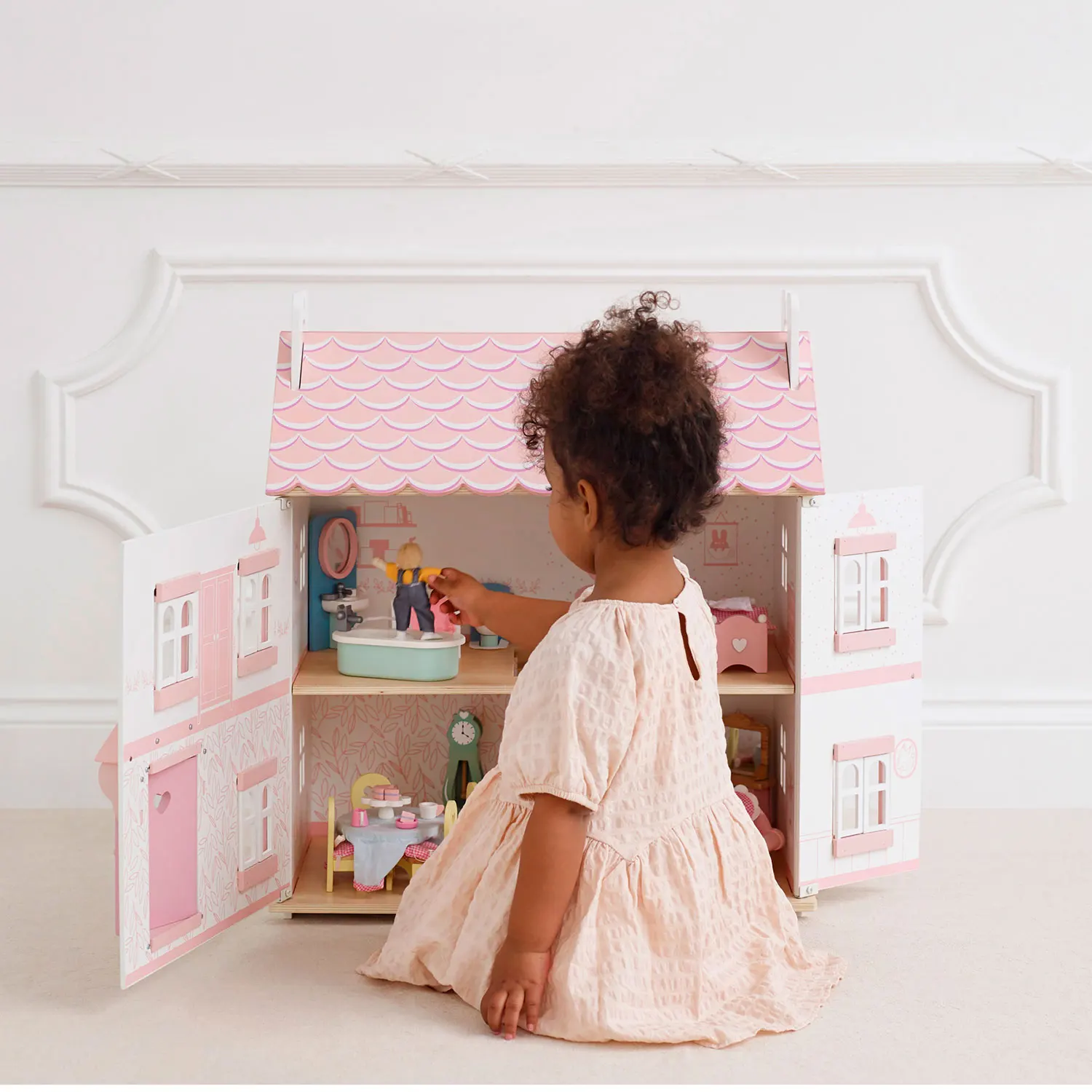 Sophies Puppenhaus / Sophies Wooden Dolls House-Le Toy Van (LTV)