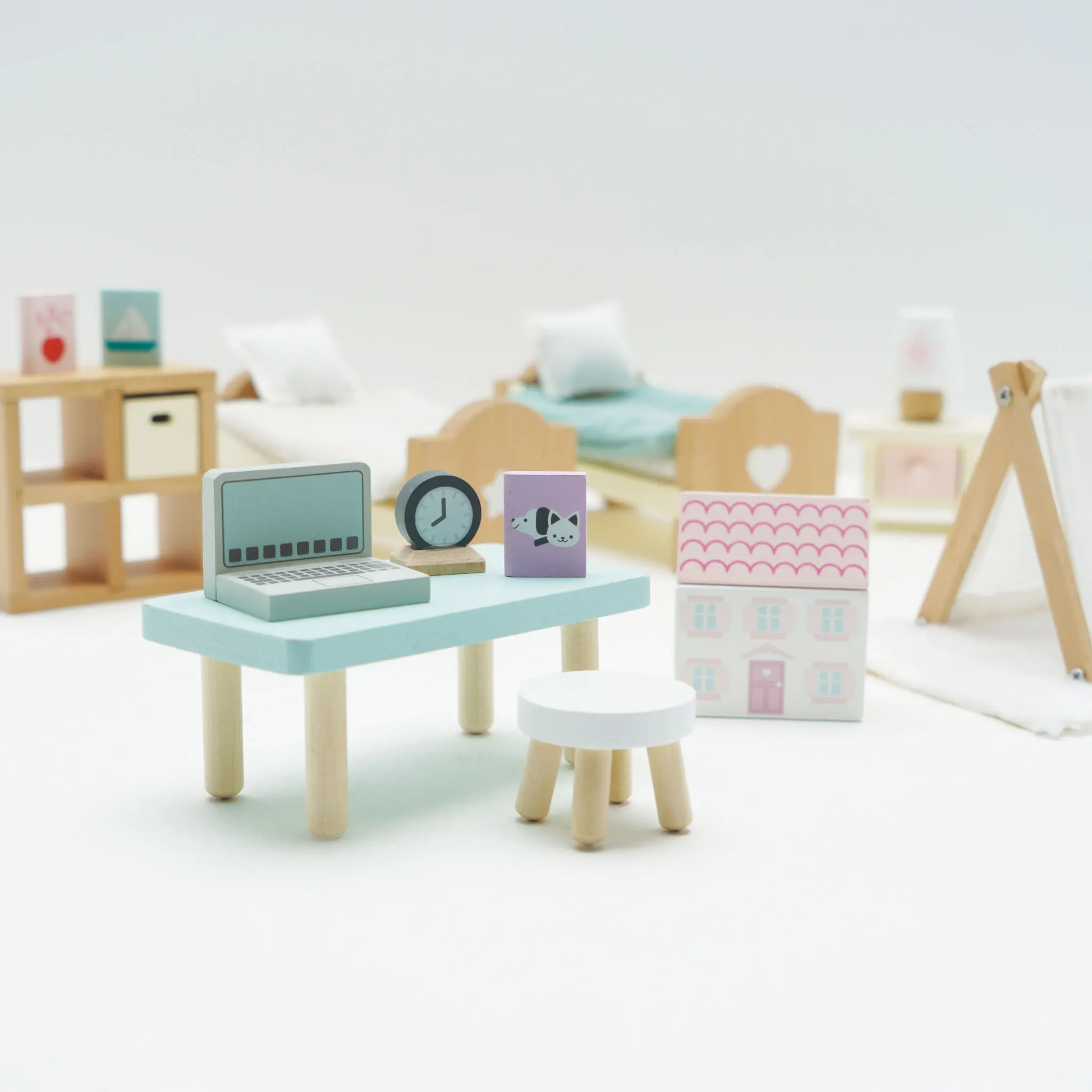 Daisylane Kinderzimmer /  Childrens Bedroom  (New Look)-Le Toy Van (LTV)