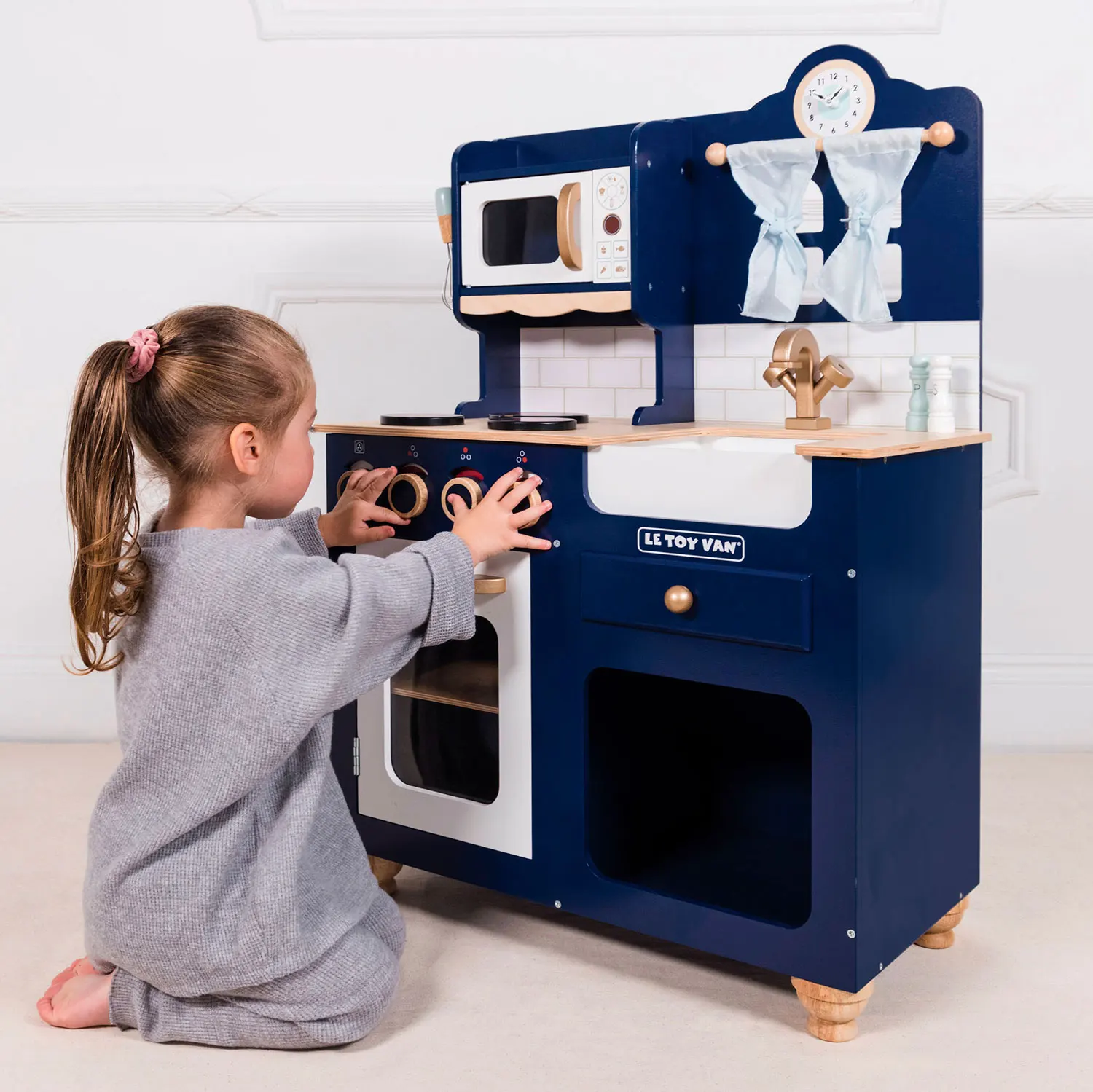 Oxford Küche / Oxford Wooden Play Kitchen-Le Toy Van (LTV)