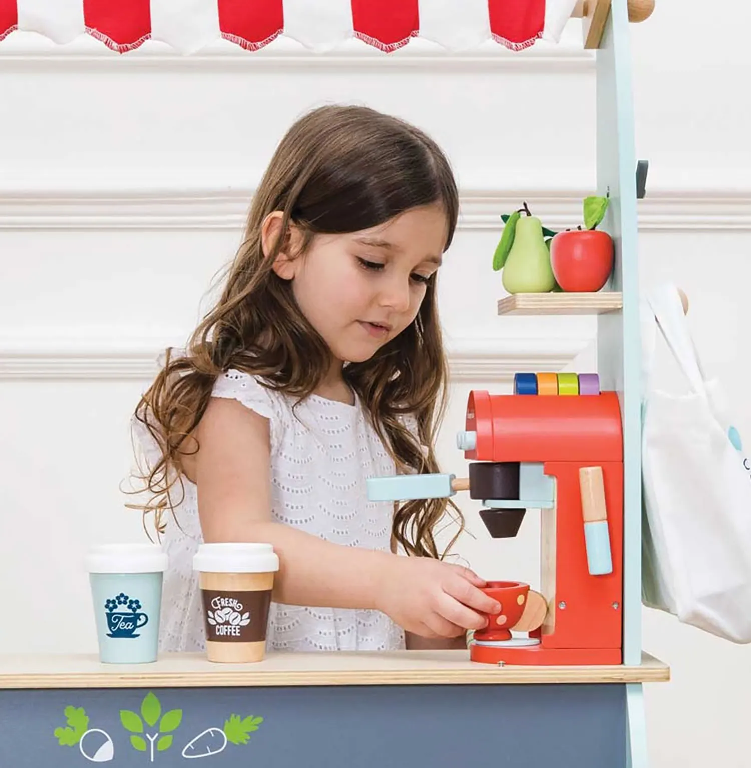 Caf&egrave; Maschine / Wooden Toy Coffee Machine & Pods-Le Toy Van (LTV)