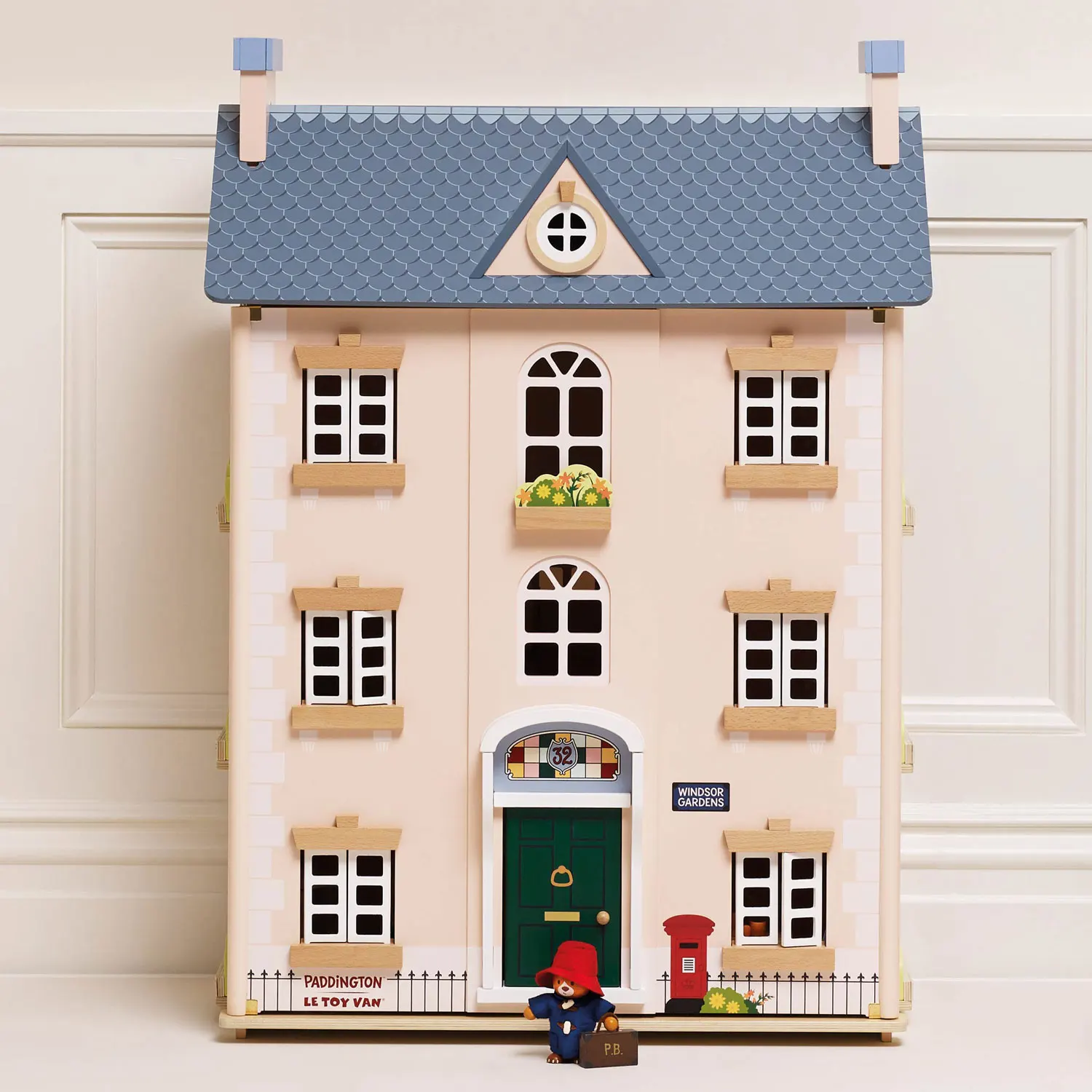 Paddington 32 Windsor Gardens Dolls House