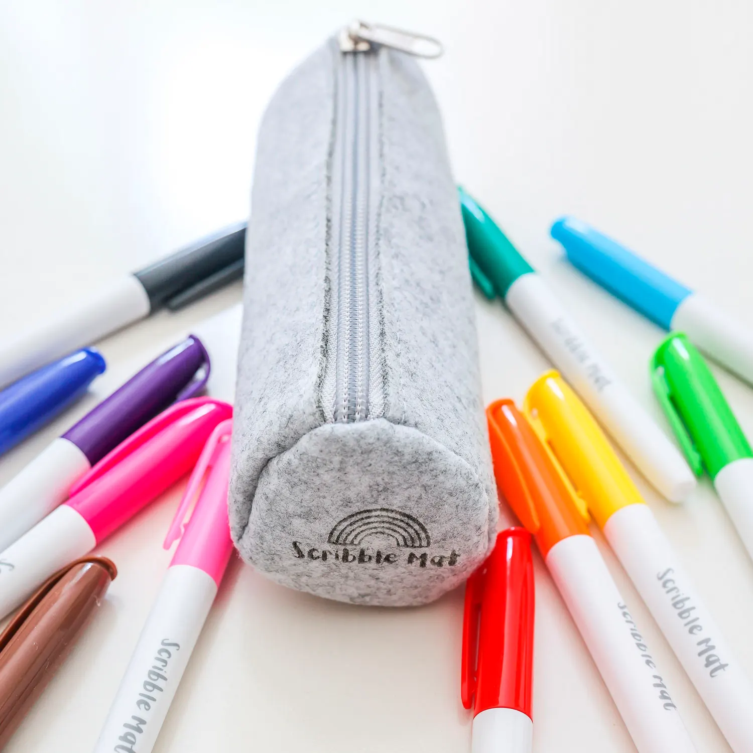 Scribble Mat / Grey Felt Pencil Case-JuegaConmigo